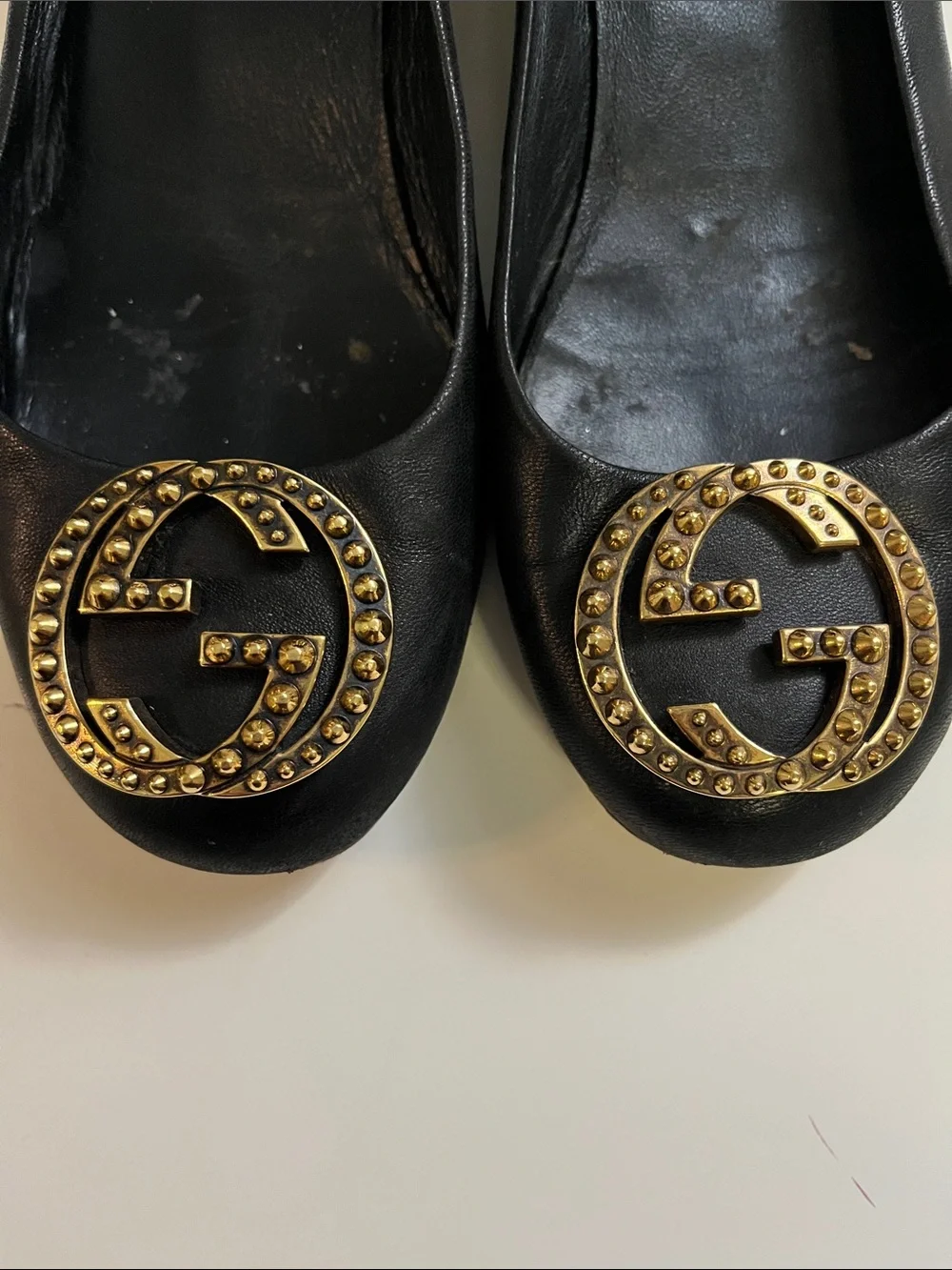 Gucci Black Leather Ballet Flats with Gold Studded GG